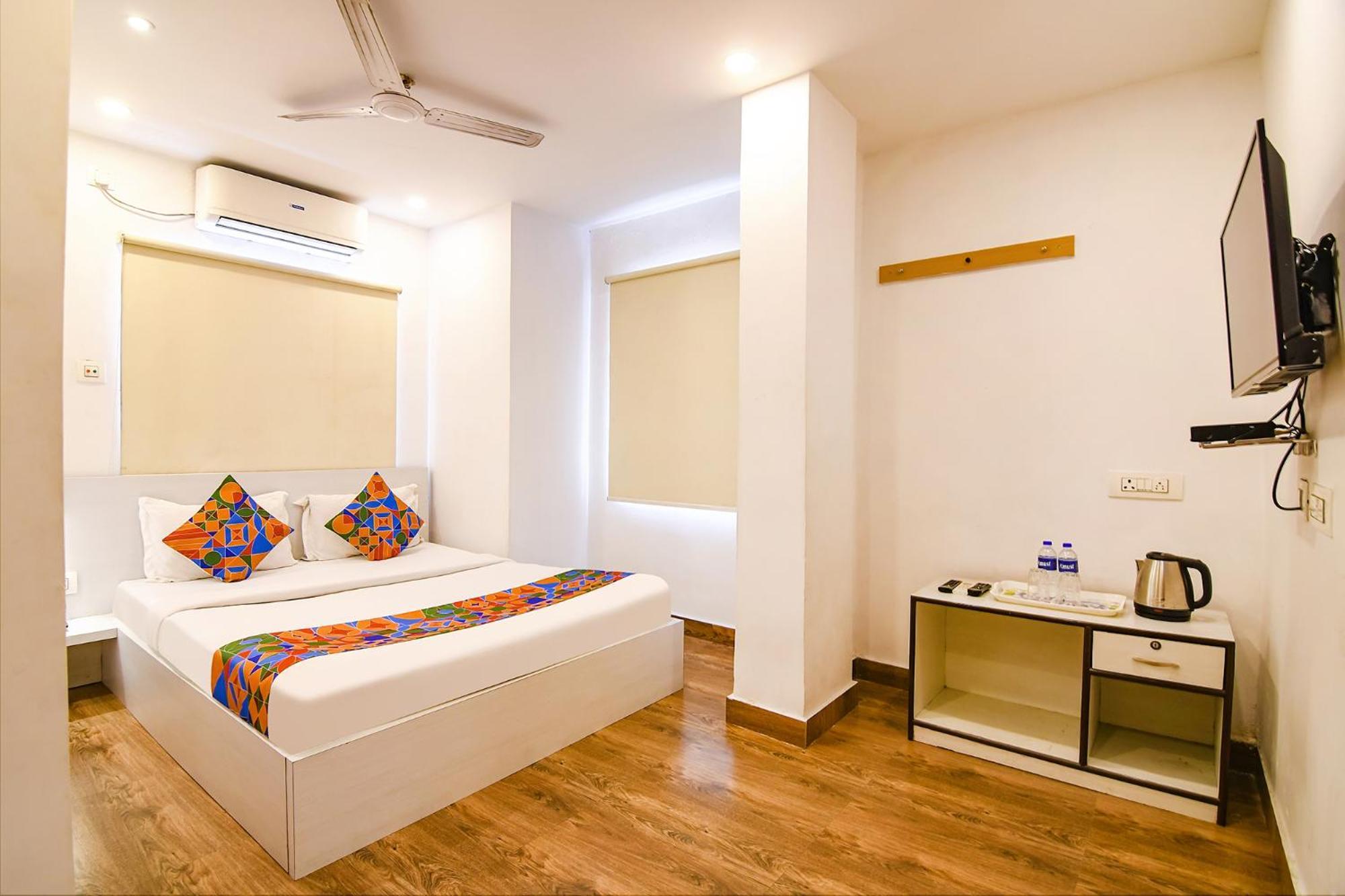 Fabhotel Globe Express - Nr Ruby Hospital コルカタ エクステリア 写真